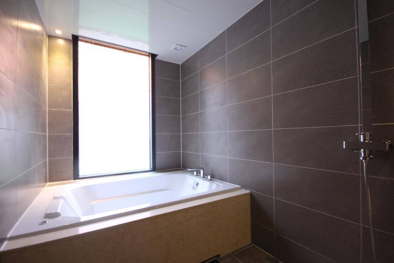 Mbn Hotel Changwon Eksteriør billede