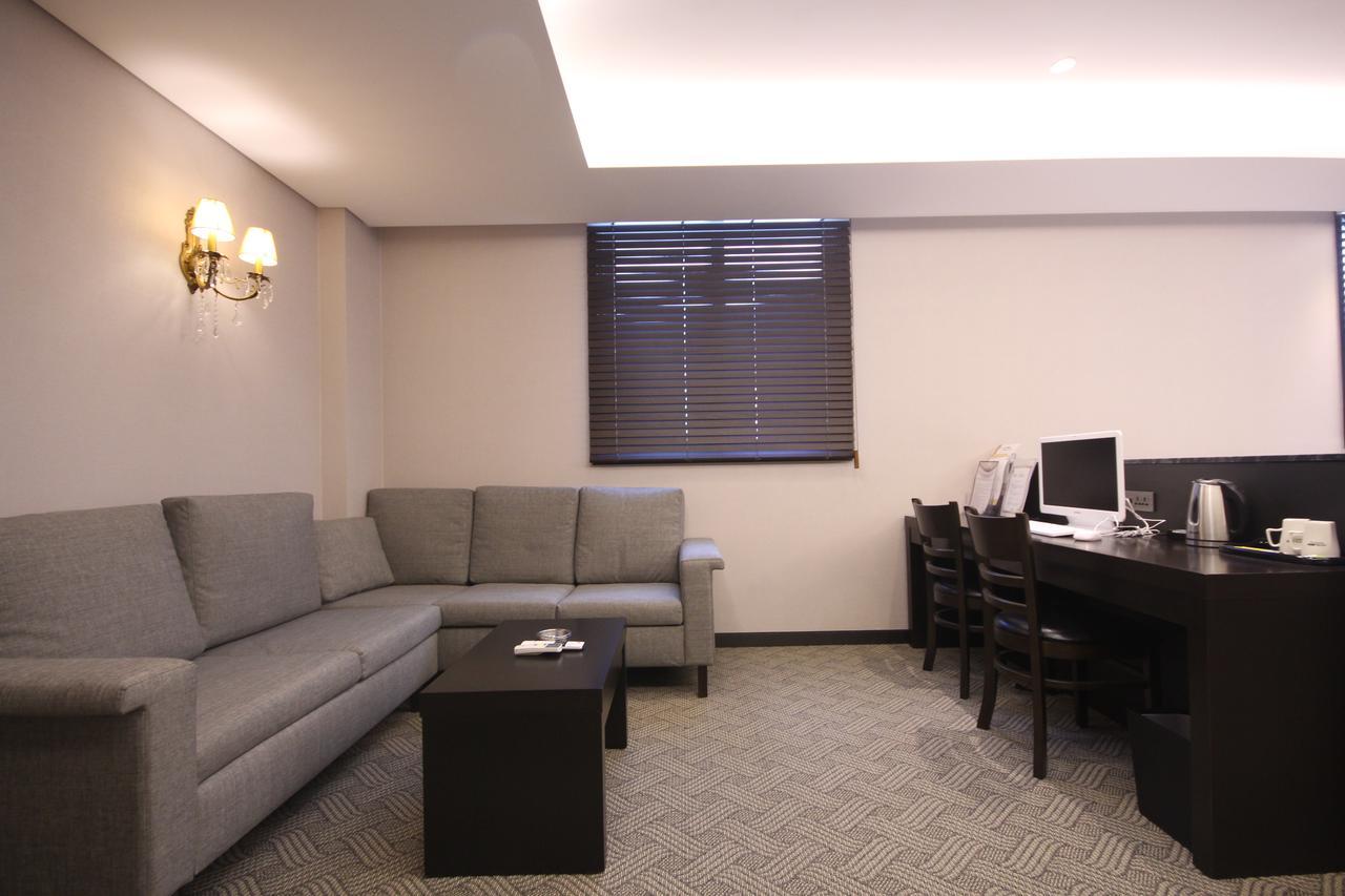 Mbn Hotel Changwon Eksteriør billede